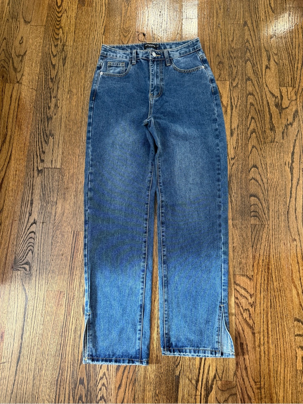 PrettyLittleThing Women's Straight-Leg Blue Jeans